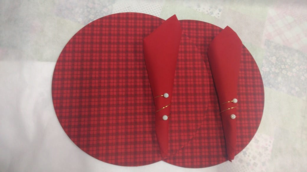 Souplast com Estampa Vermelha Xadrez