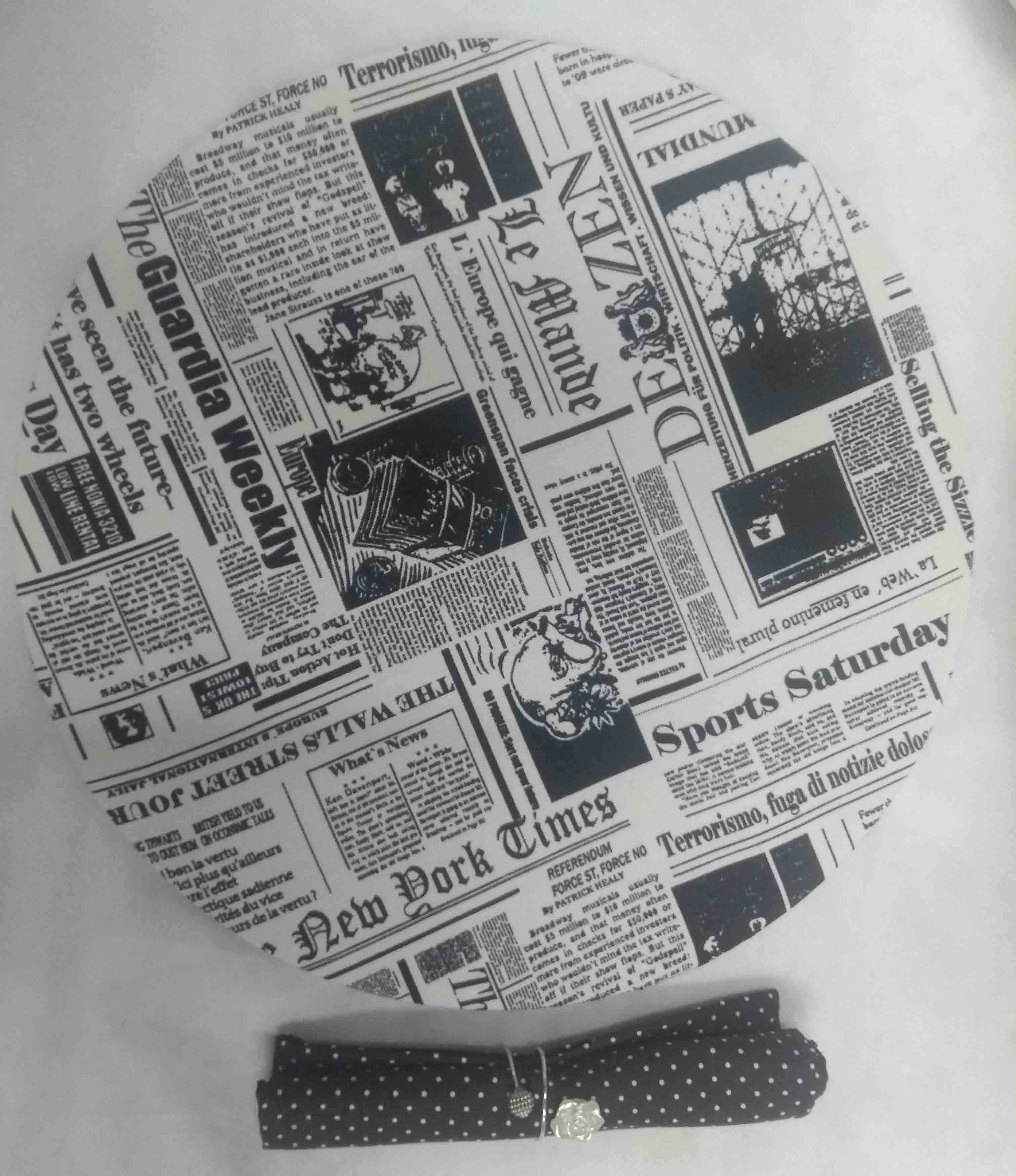 Souplast com Estampa de Jornal - Imagem 6