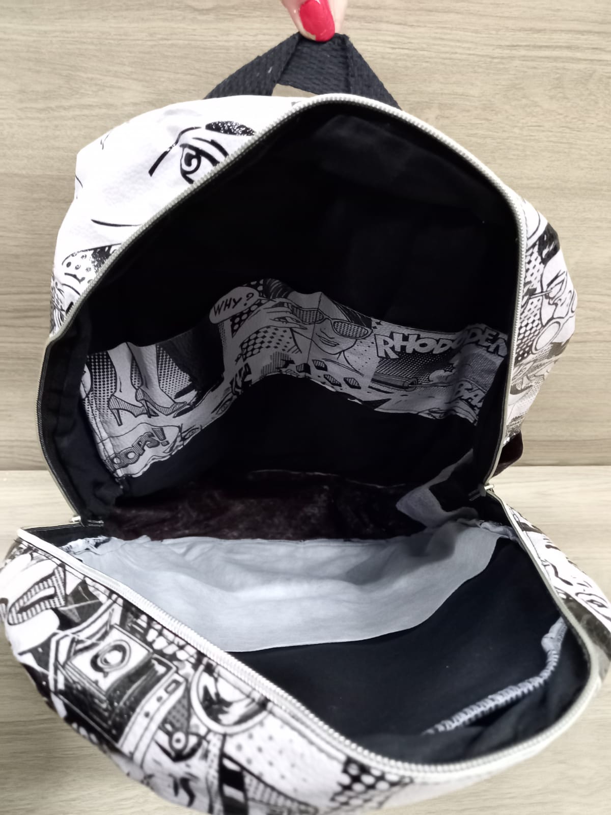 Bolsa Mochila em Quadrinhos Retrô - Imagem 4