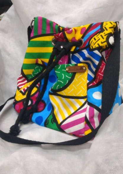 Bolsa saco em Tecido Estampa Romero Brito
